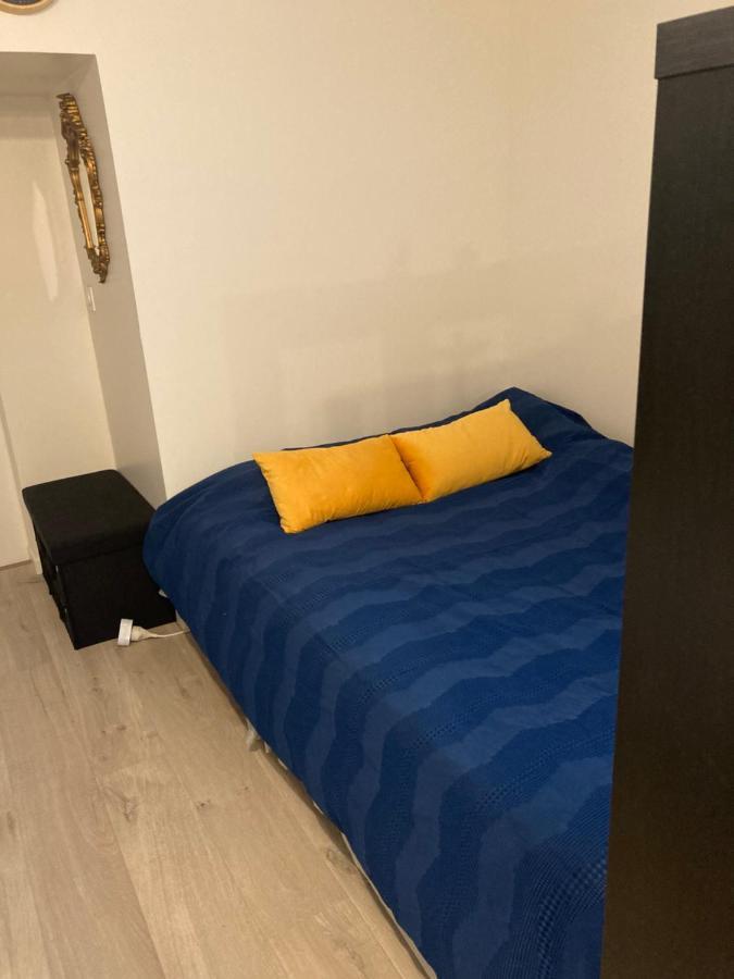 Homestay Chez Nous, A 12 Minutes De Paris Malakoff