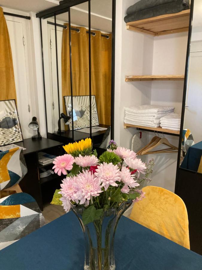 Homestay Chez Nous, A 12 Minutes De Paris *